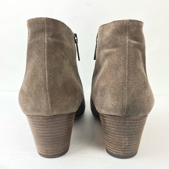 AQUATALIA taupe Nubuck Leather Stacked Block Heel Round Toe Anklw Booties Sz 10 - Picture 5 of 8